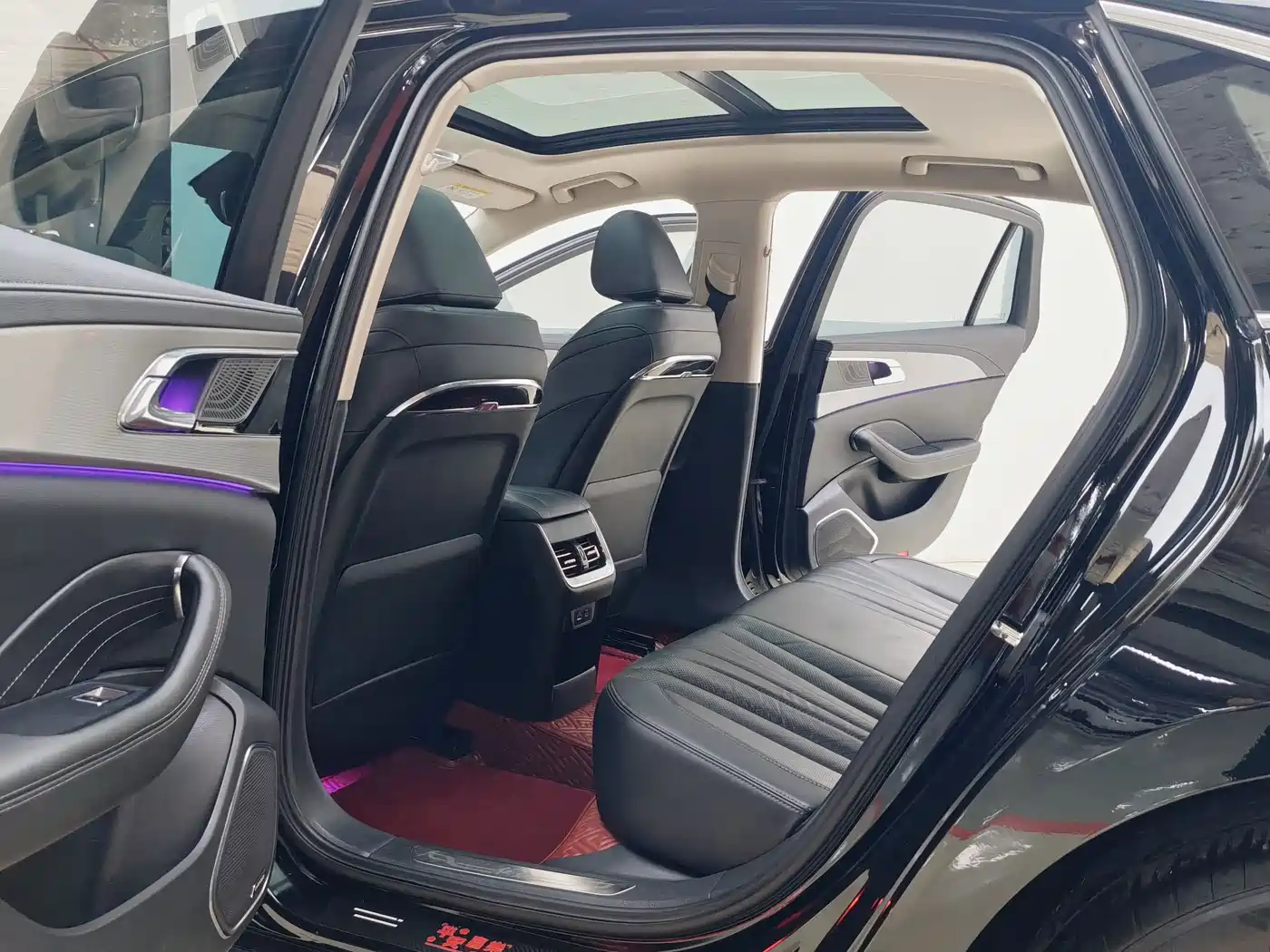 Hongqi H5 2023 2.0T Auto Smart Connect Flag Enjoy фото 8