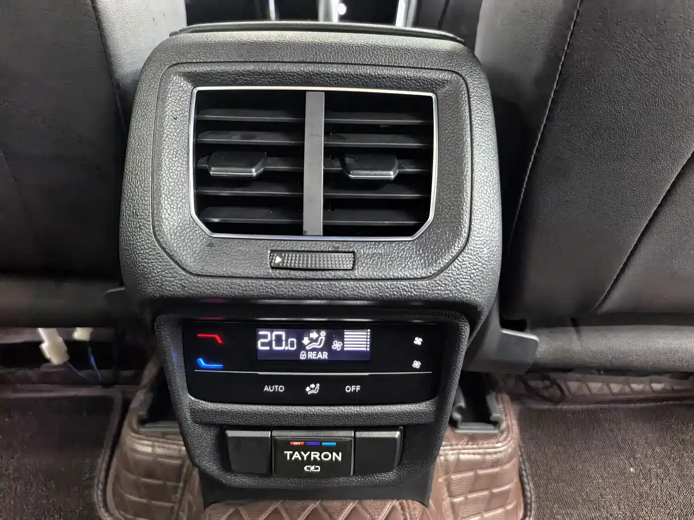 Volkswagen Tayron 2023 280TSI 2WD Luxury Plus Advanced Edition фото 11