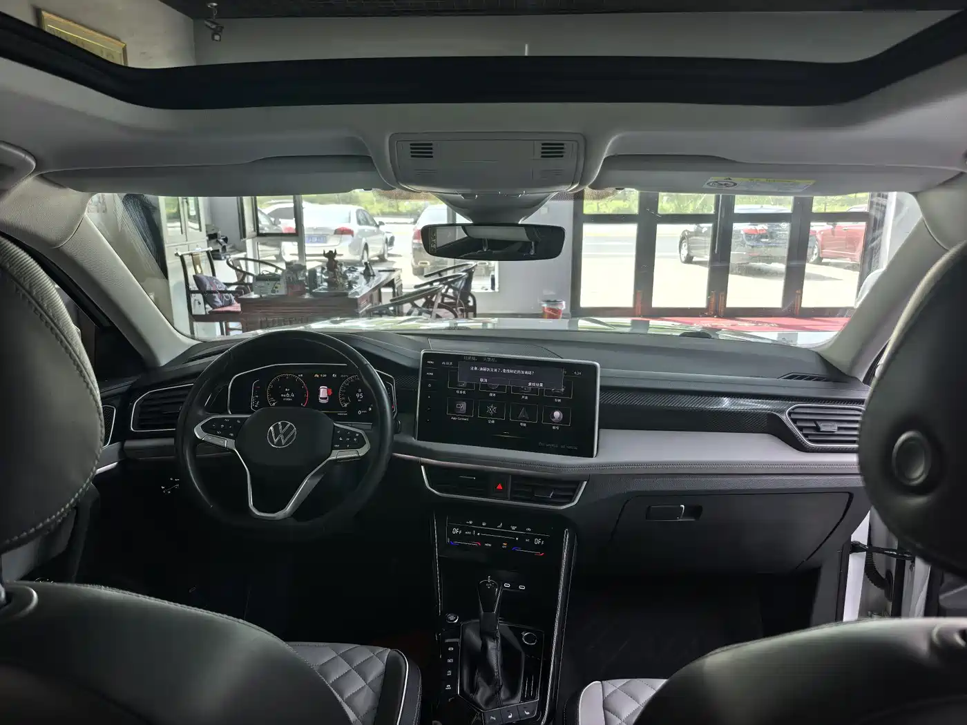Volkswagen Tayron 2023 280TSI 2WD Luxury Plus Advanced Edition фото 10