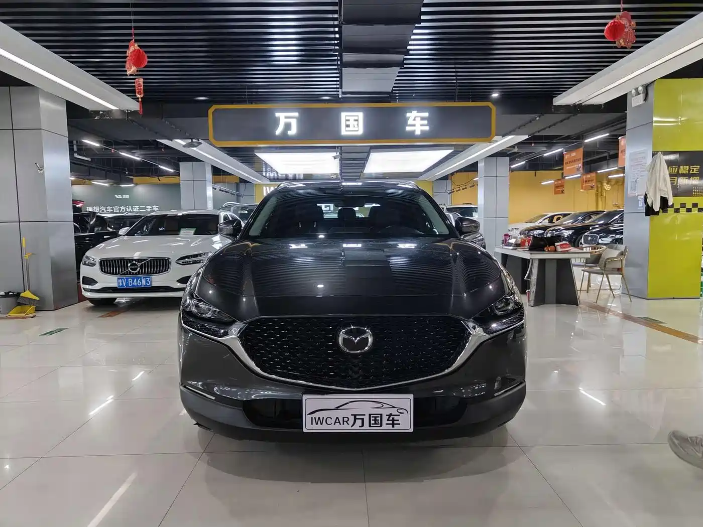 Фото 2 - Mazda CX-30