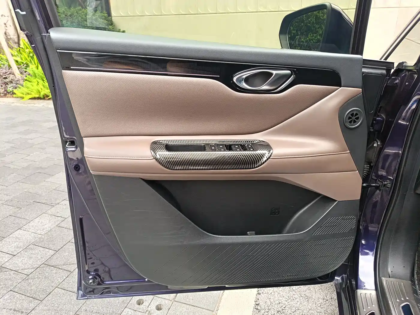 GAC TRUMPCHI E8 NEW ENERGY