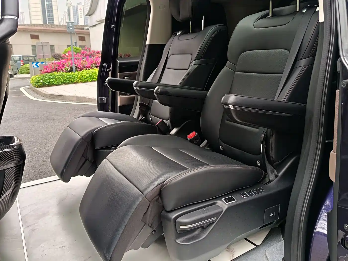 GAC TRUMPCHI E8 NEW ENERGY