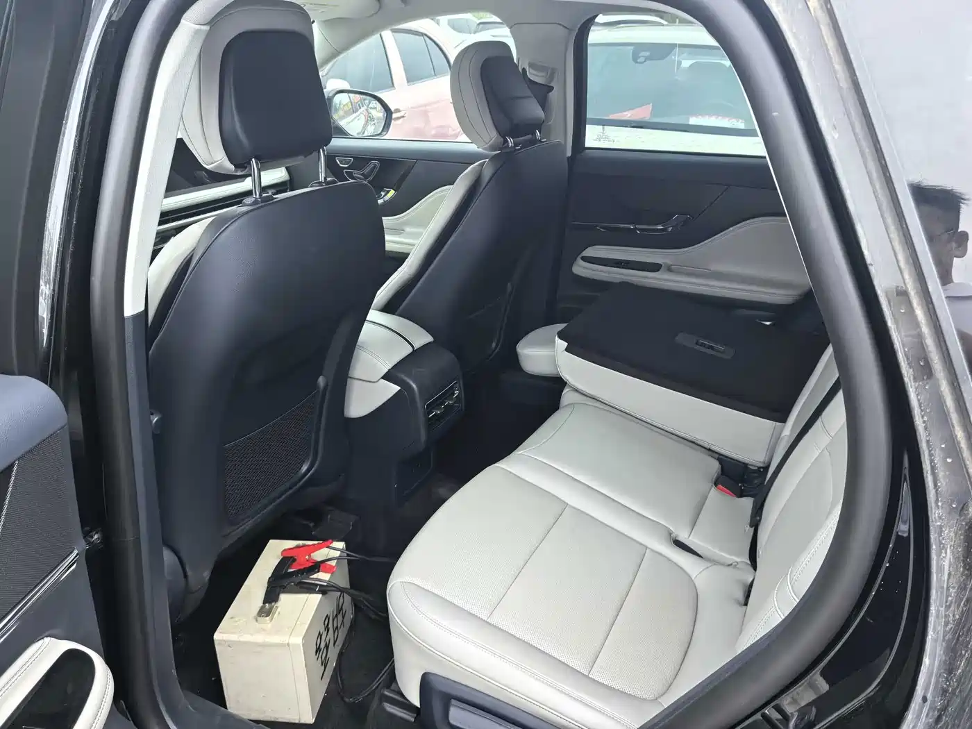2026 Lincoln Adventurer
