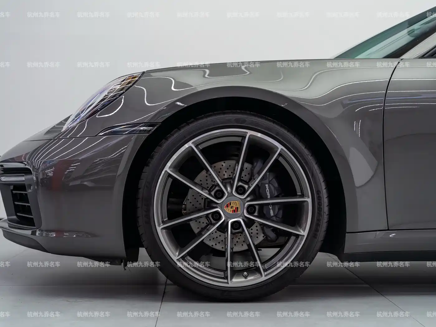 Porsche 911 2023 Carrera 3.0T фото 9