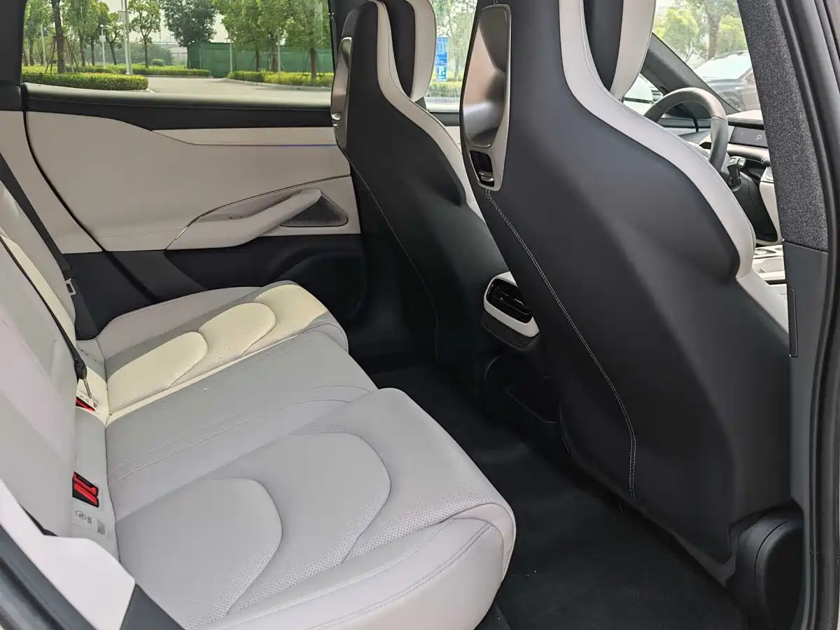 Xiaomi Auto Xiaomi SU7 2024 RWD Standard Founder's Edition фото 10