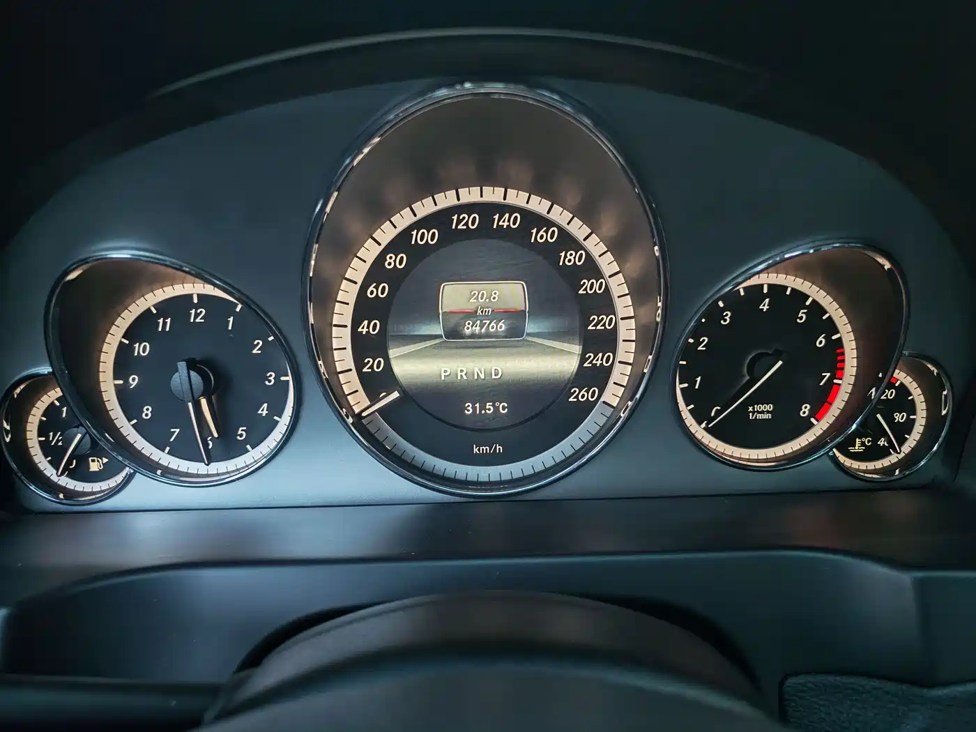 Mercedes-Benz E-Class (Import) 2012 E 200 CGI Coupe фото 12