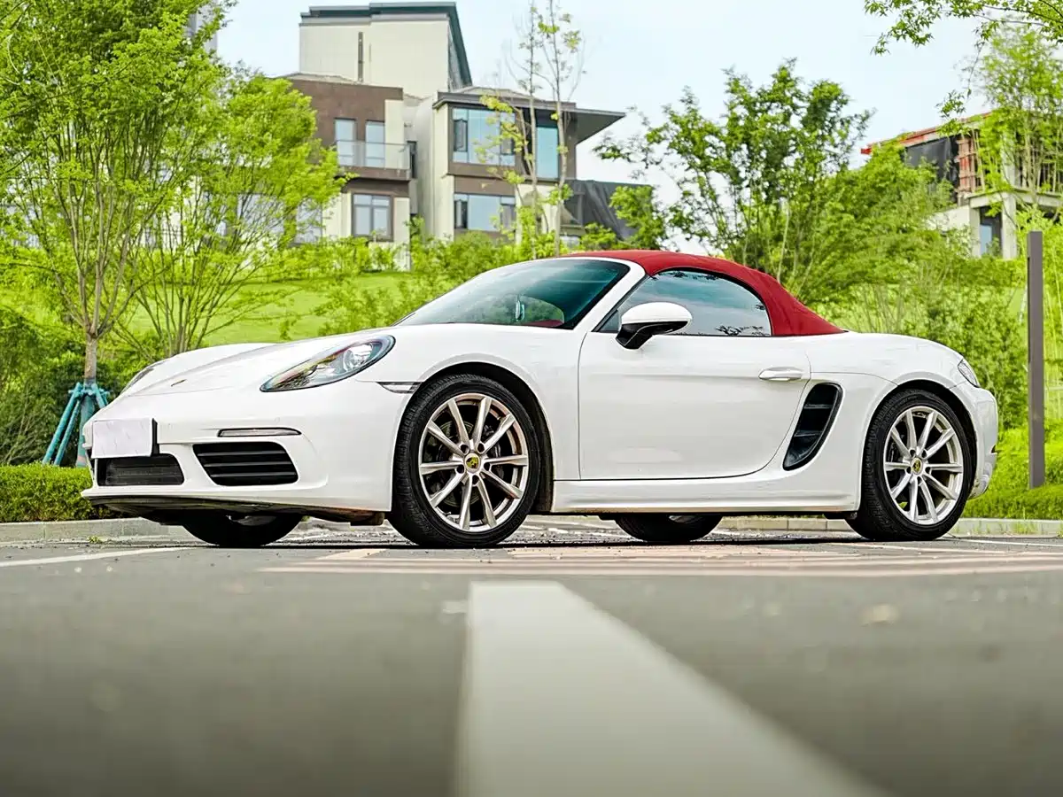 Porsche 718 2022 Boxster 2.0T