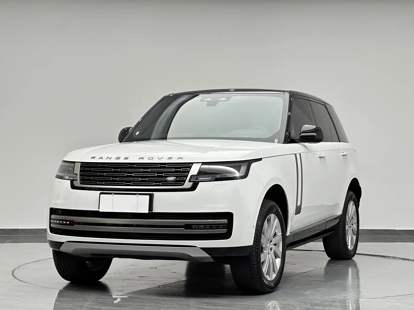 Фото 1 - Land Rover Range Rover