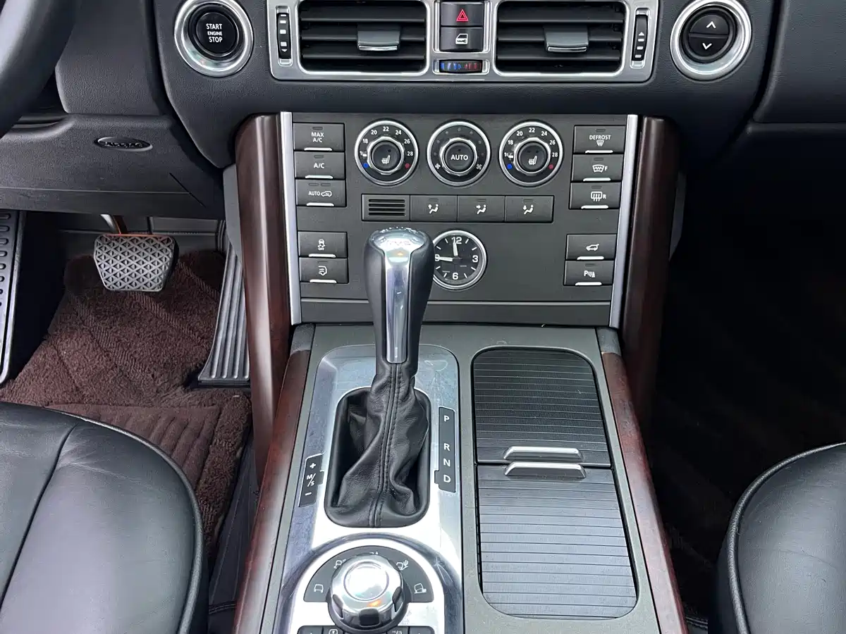 Land Rover Range Rover 2012 5.0 NA V8 фото 20