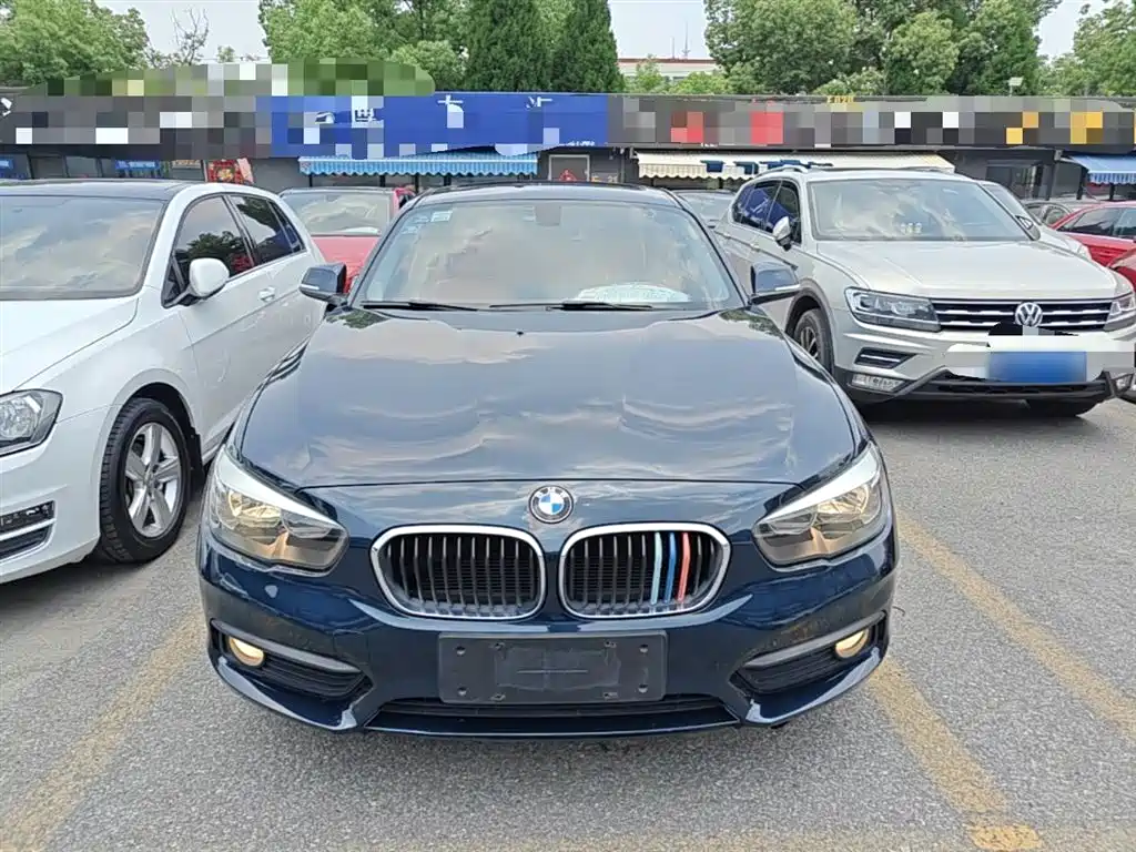 BMW 1 Series (Import) 2016 118i Leading фото 3