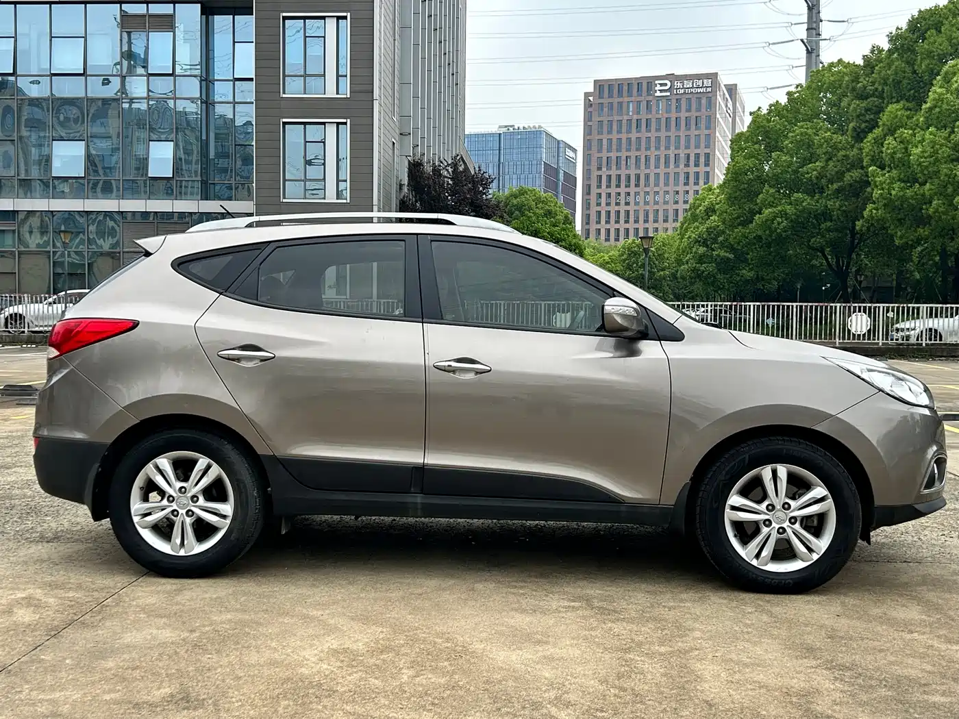 Hyundai Beijing Hyundai ix35 2012 2.0L Automatic 2WD GLS Elite фото 4