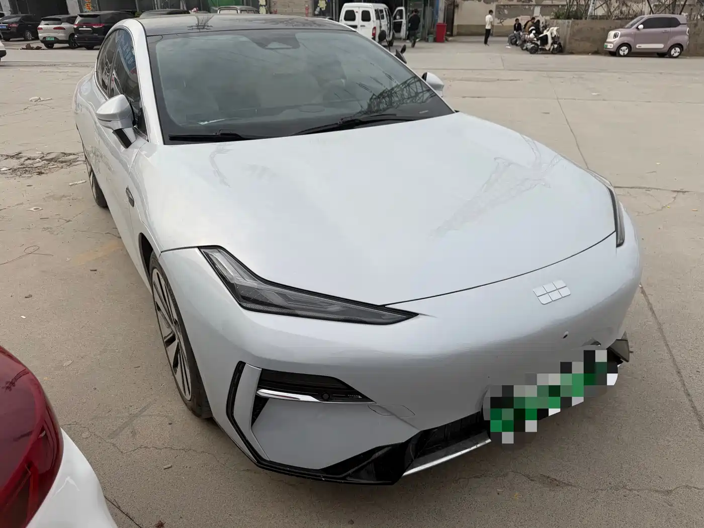 GEELY GALAXY GALAXY E8