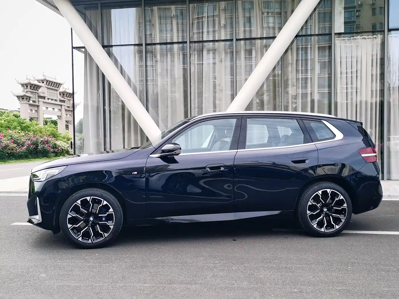 BMW X3 2025 xDrive30L Premium M Sport Package фото 9