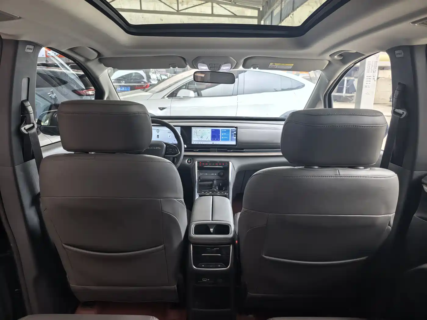 SAIC Maxus Maxus G50 PHEV 2025 Flagship Edition фото 8