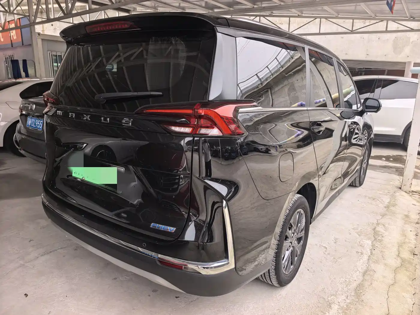 SAIC Maxus Maxus G50 PHEV 2025 Flagship Edition фото 14