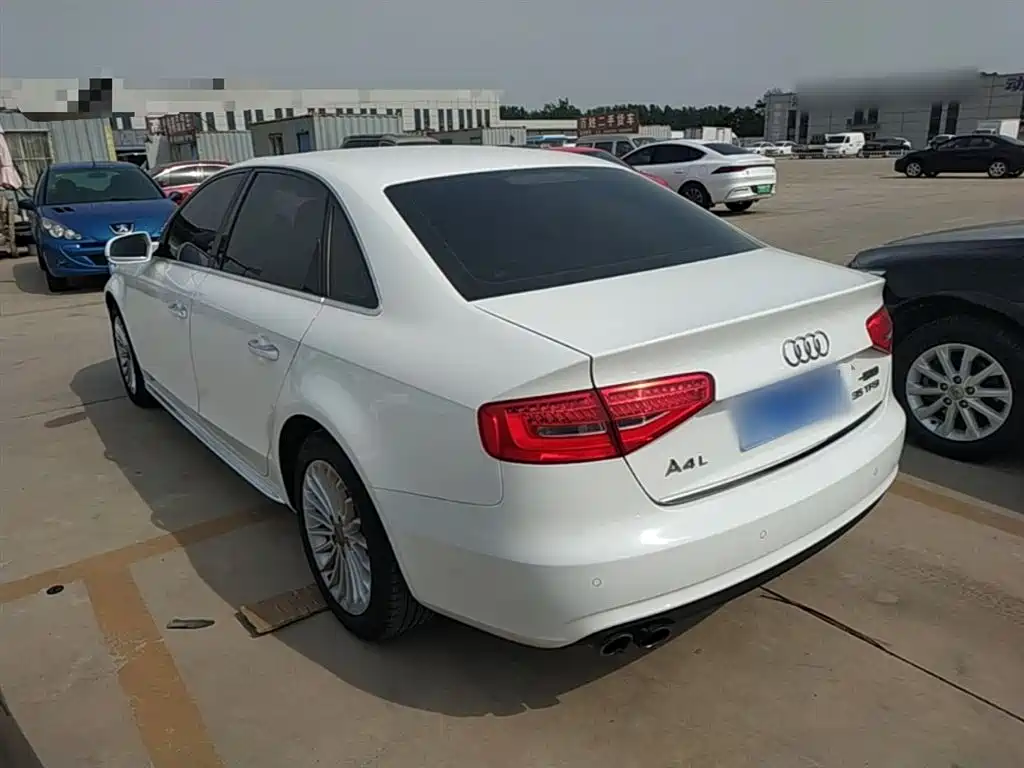 Audi A4L 2016 35 TFSI Collector's Edition Automatic Standard фото 5