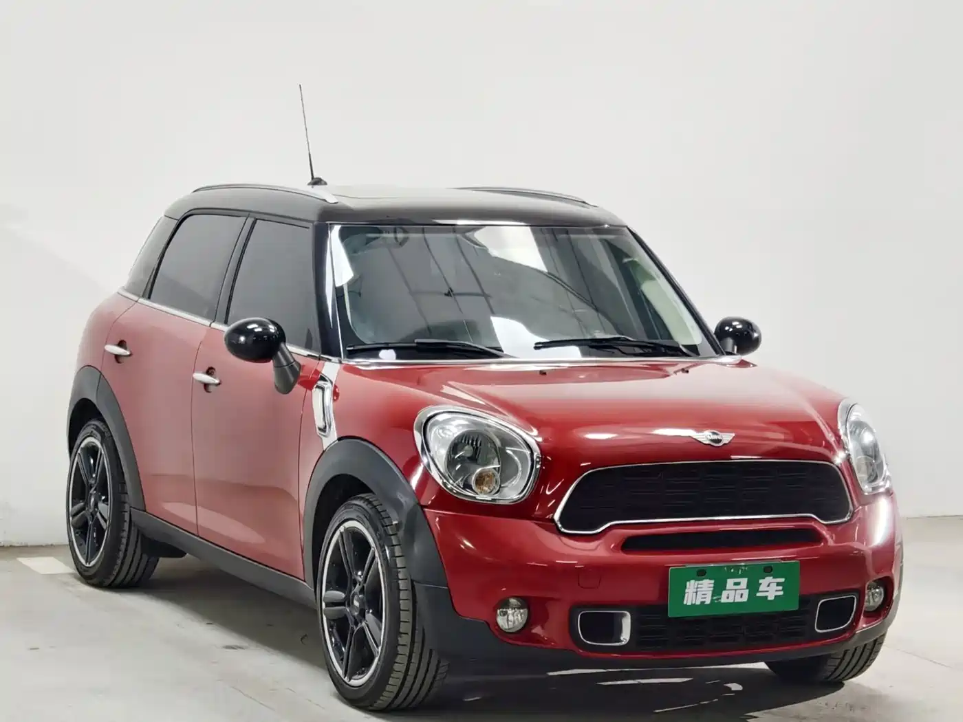 Фото 3 - MINI COUNTRYMAN