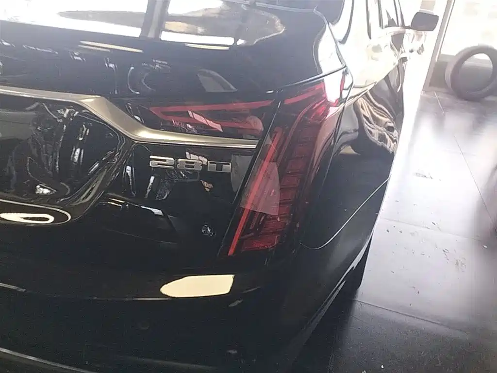 CADILLAC CT6