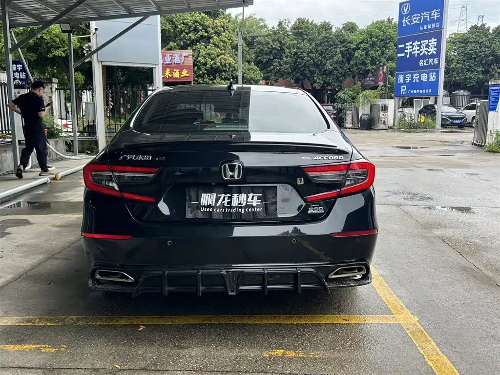 Honda Accord 2022 260TURBO Phantom Night Premium 8