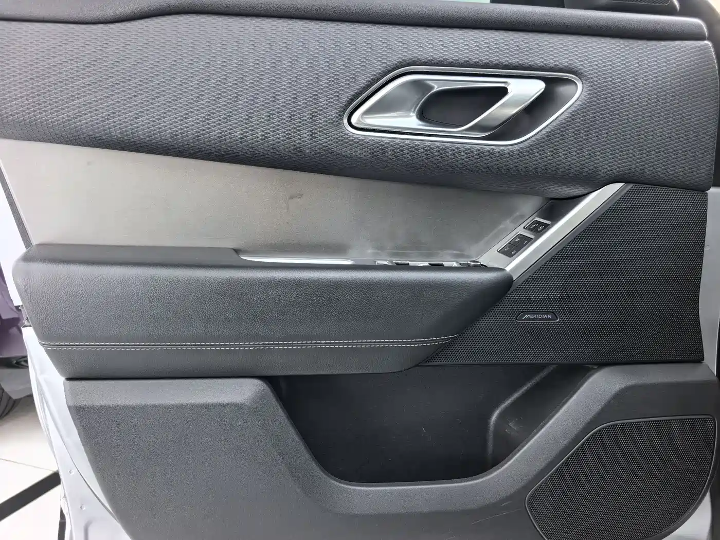 Land Rover Range Rover Velar 2018 P300 S фото 8