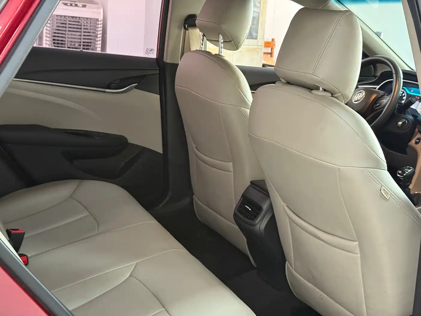 Buick Excelle 2018 15T Manual Progressive (China V) фото 10