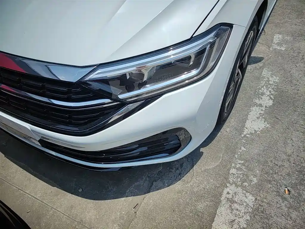 Volkswagen Sagitar 2023 300TSI DSG Surpassing Edition фото 24