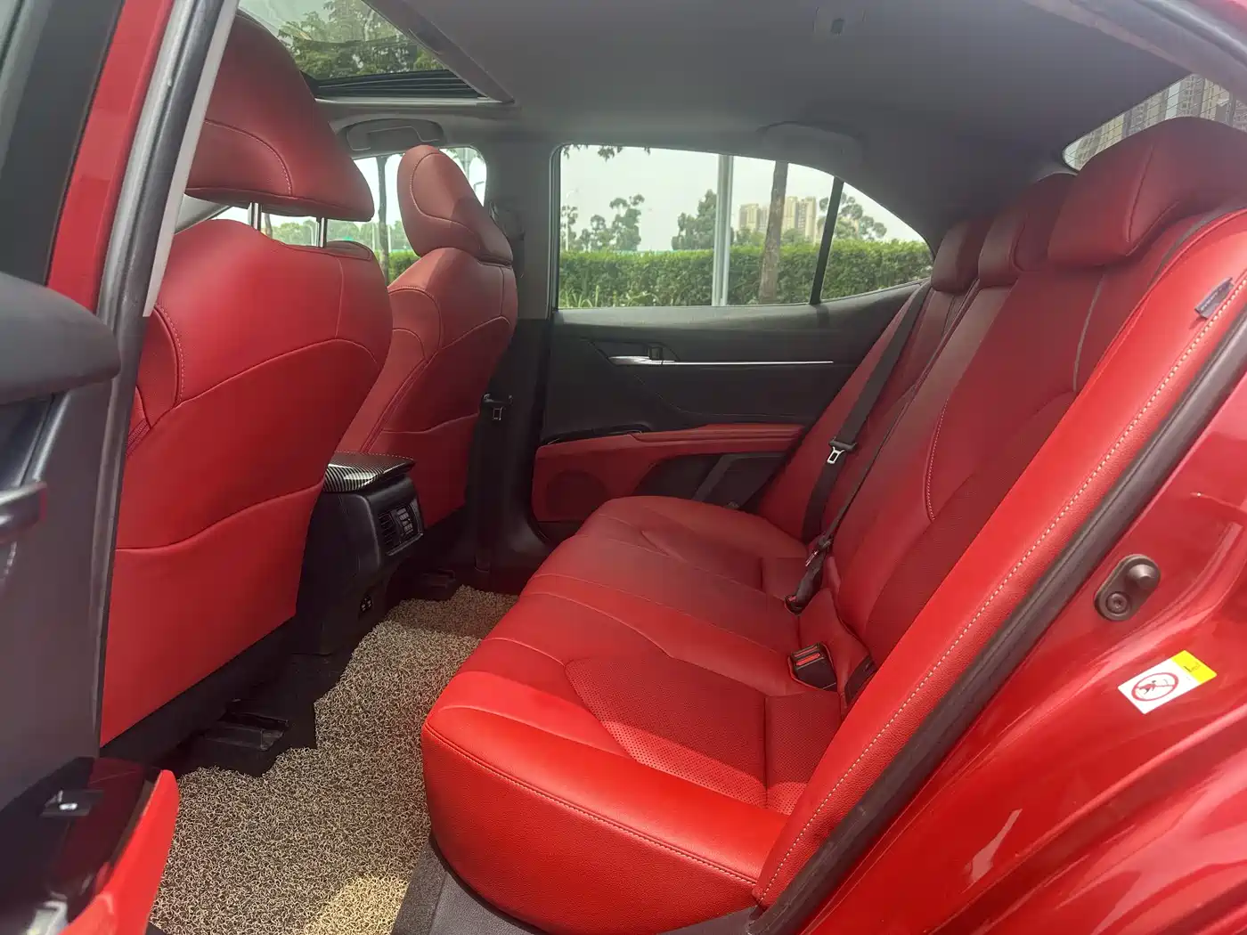 Toyota Camry 2018 2.5S Trend Edition фото 15