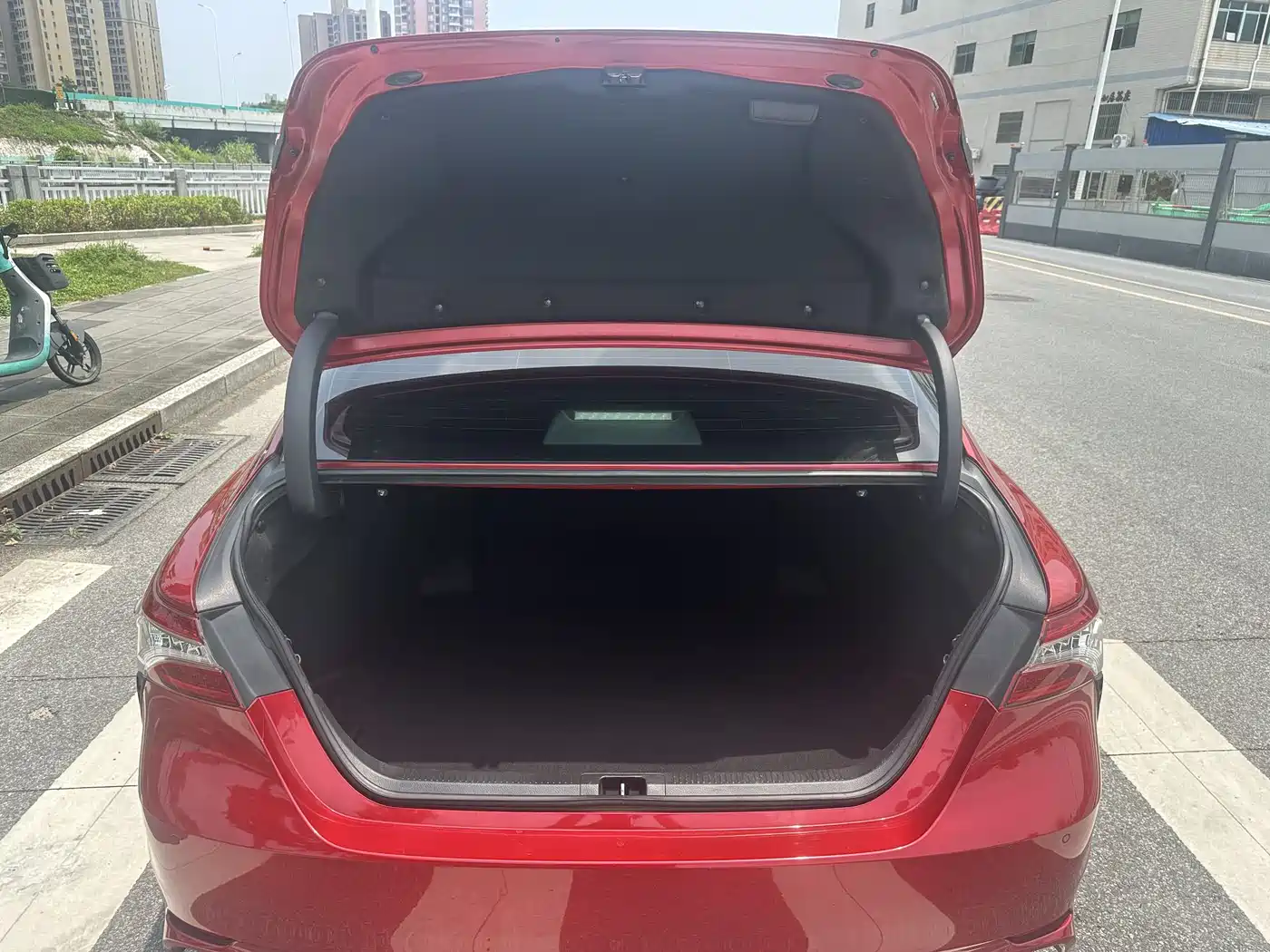 Toyota Camry 2018 2.5S Trend Edition фото 11