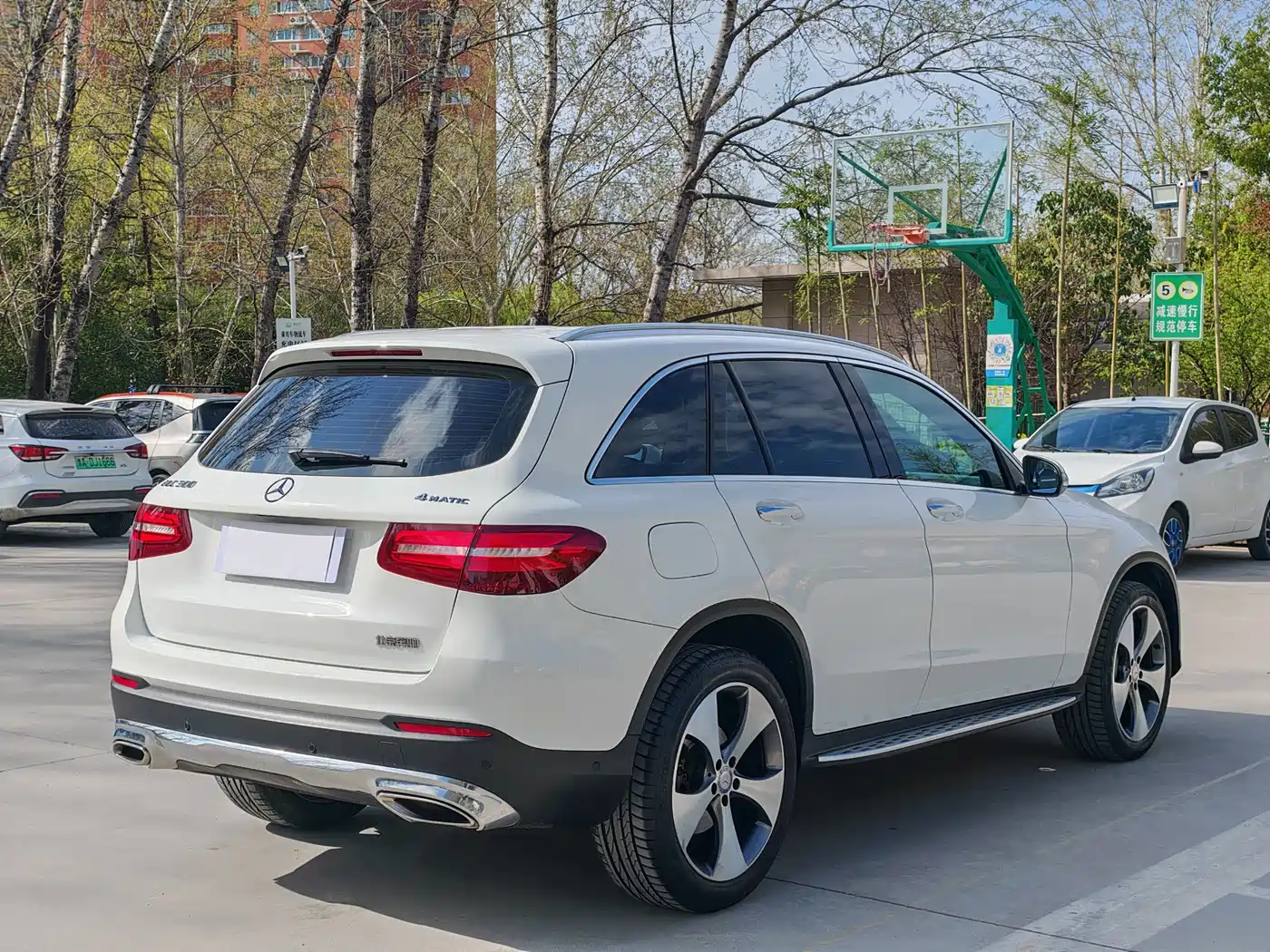 Mercedes-Benz GLC 2016 GLC 300 4MATIC Luxury фото 6
