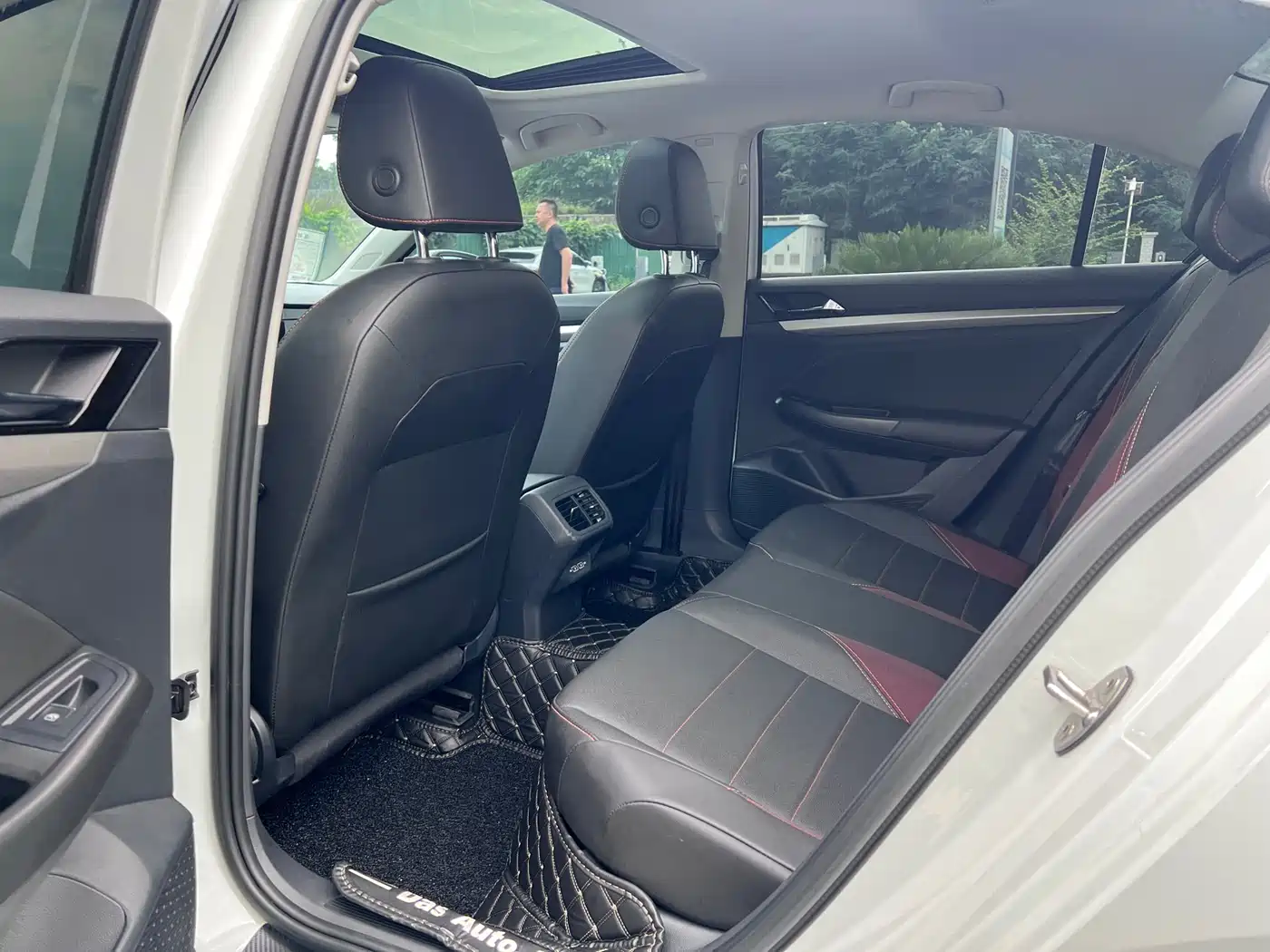 Volkswagen Bora 2021 1.5L Automatic 30th Anniversary Edition фото 9