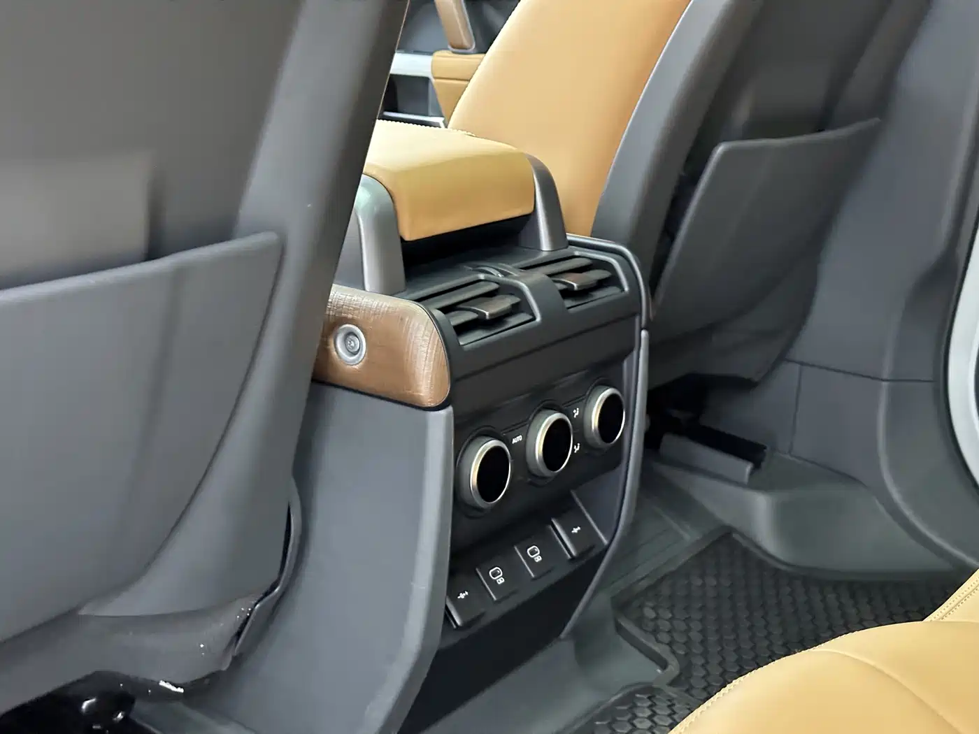 Land Rover Defender 2021 2022 110 P400 Dark Special Edition