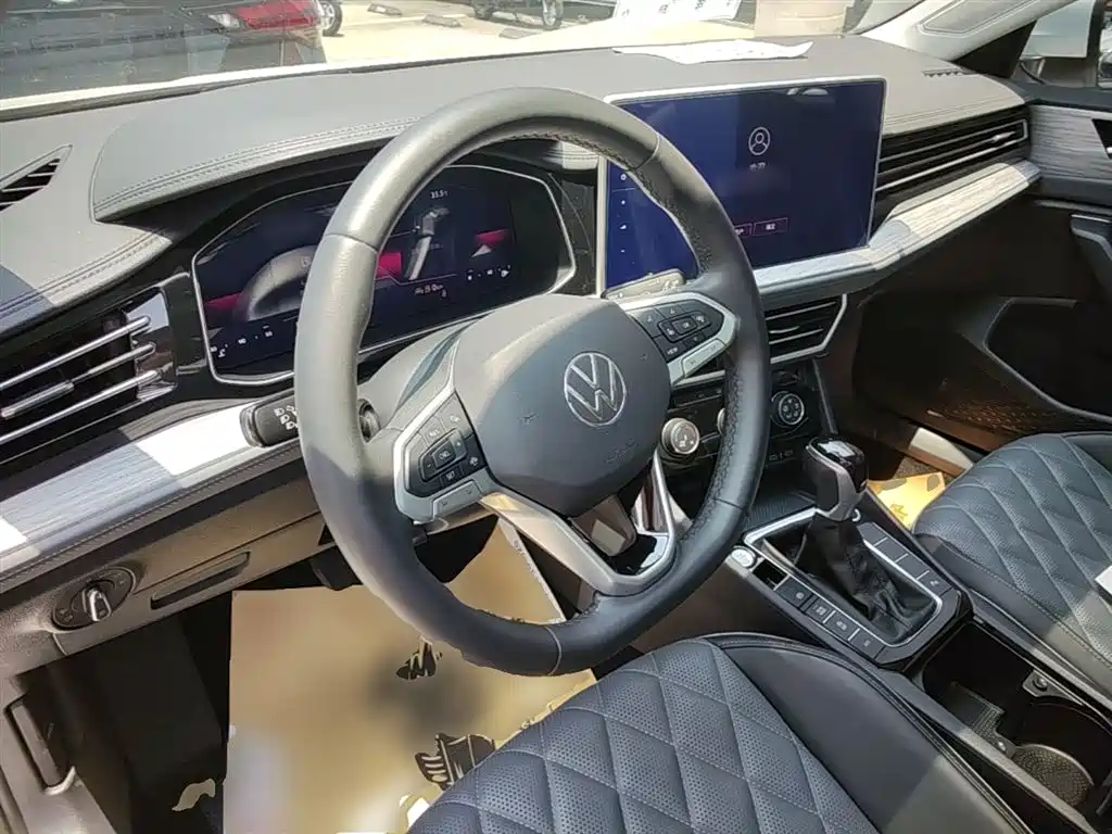 Volkswagen Sagitar 2023 300TSI DSG Surpassing Edition фото 11