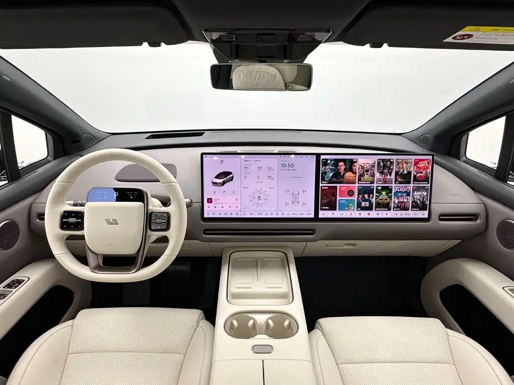 Li Auto i6 2026 2025 2WD Base Model