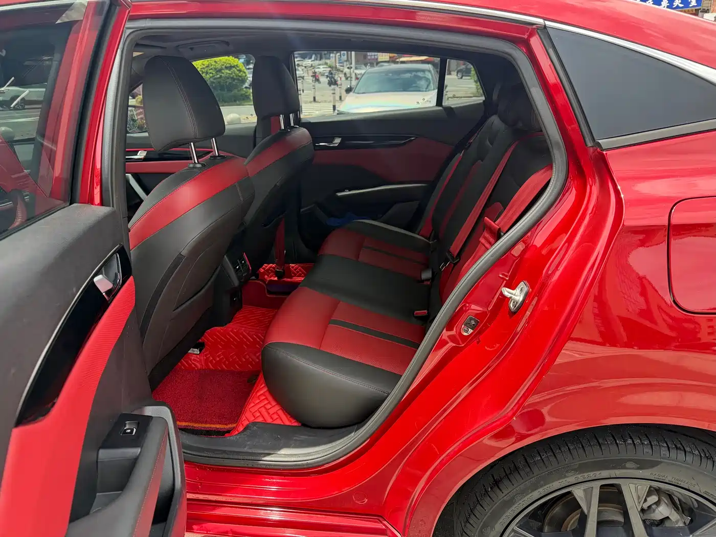  Dongfeng Aeolus Yixuan 2021 230T Auto Hunting Knight Edition 8