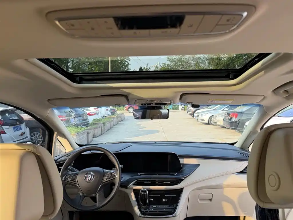 Buick GL8 2023 ES Landmaster Exclusive фото 8