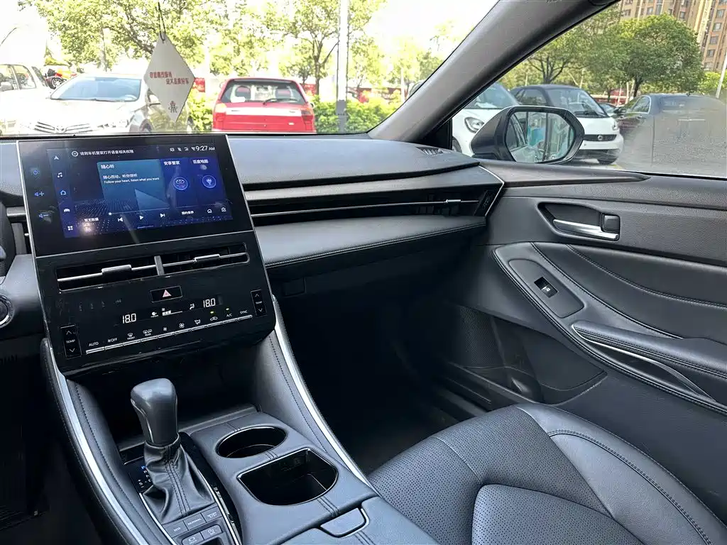 Toyota Avalon 2023 2.5L Luxury Edition фото 23