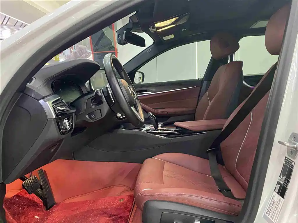 BMW 5 Series 2022 Facelift 530Li Leading M Sport Package фото 7