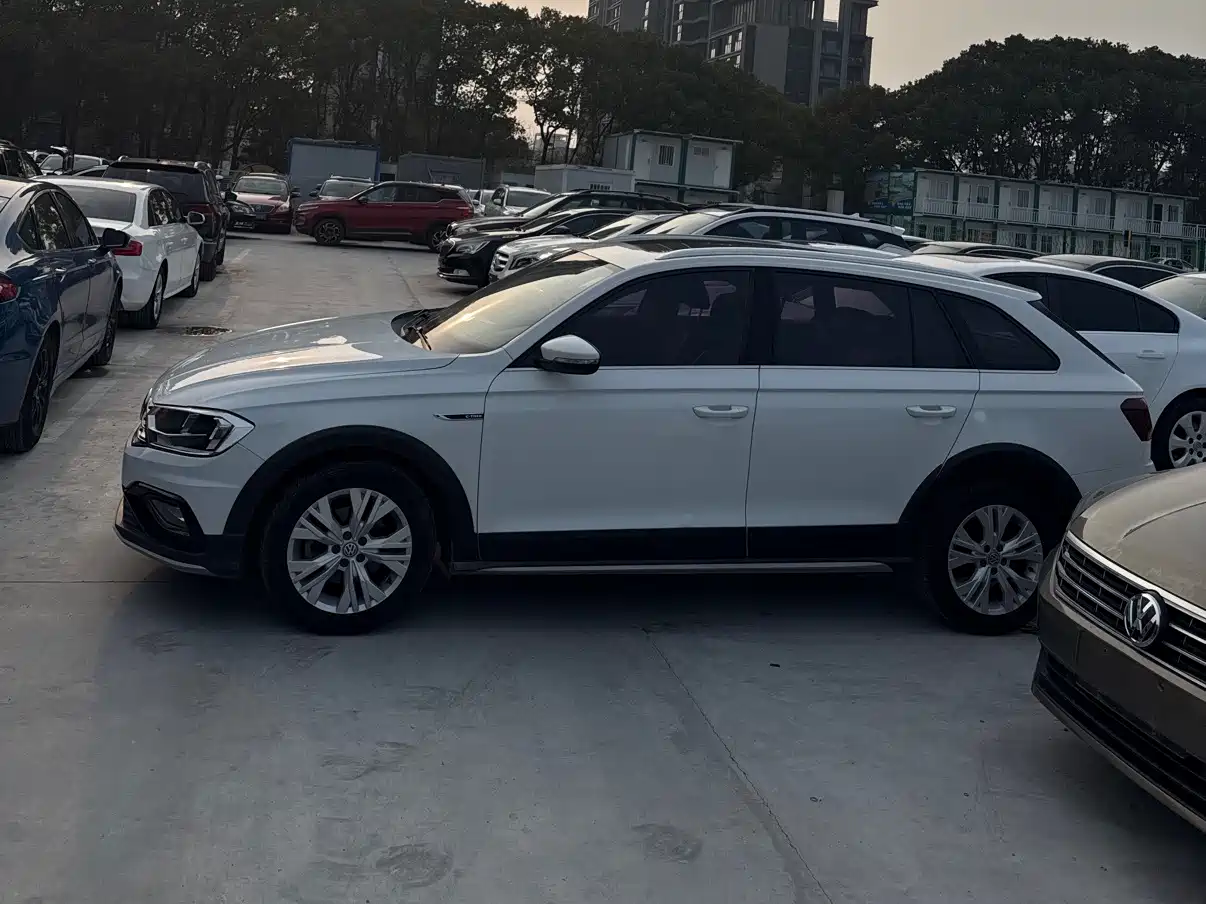 VOLKSWAGEN C TREK WEI COLLAR