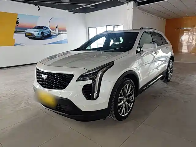  Cadillac Cadillac XT4 2022 28T AWD Platinum