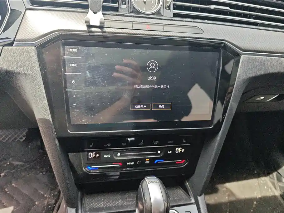 Volkswagen Magotan 2020 330TSI DSG Luxury фото 13
