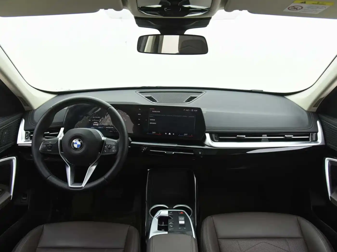 BMW X1 2023 sDrive20Li X Design Package фото 14