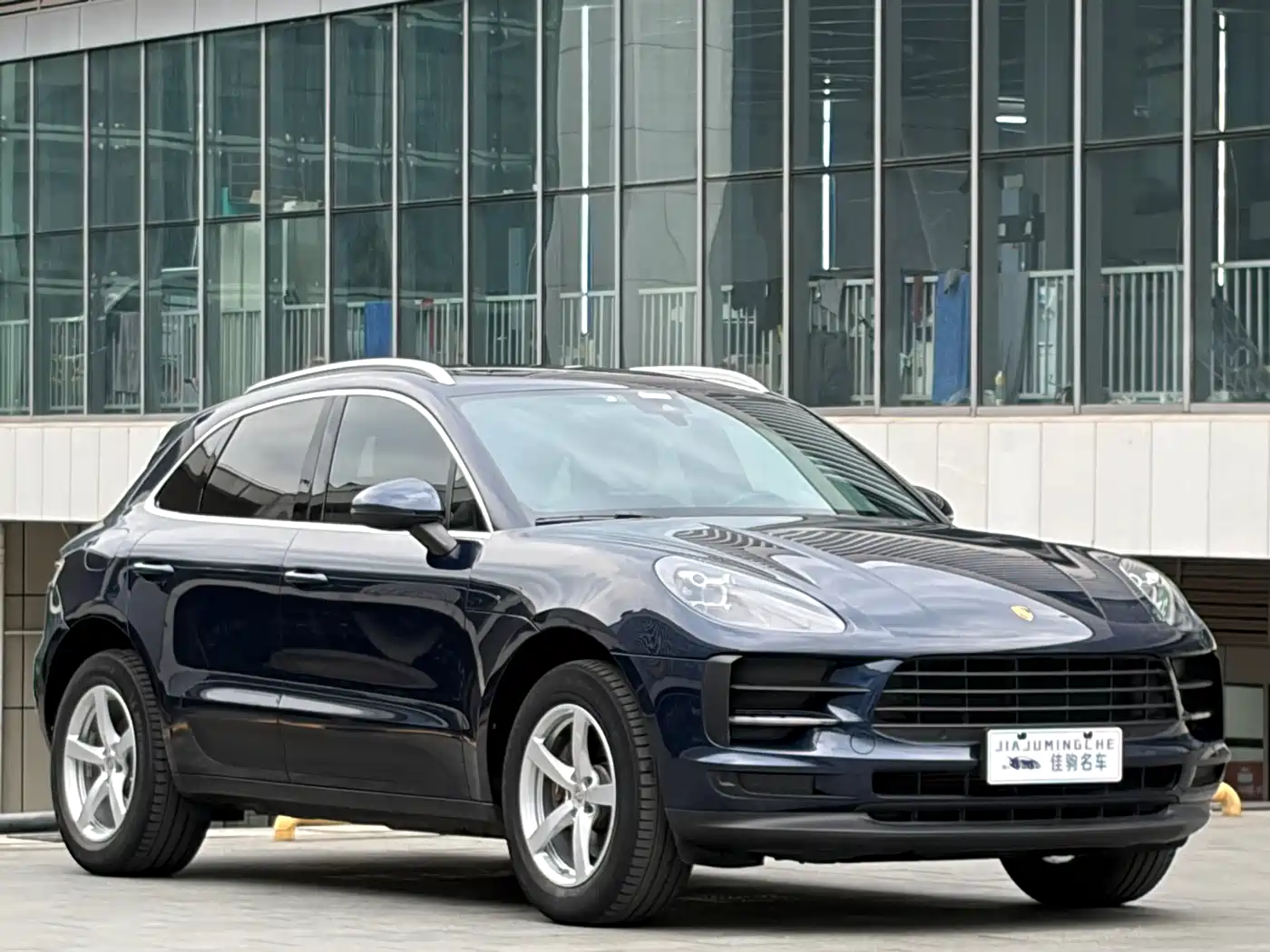 Porsche Macan 2018 Macan 2.0T фото 2