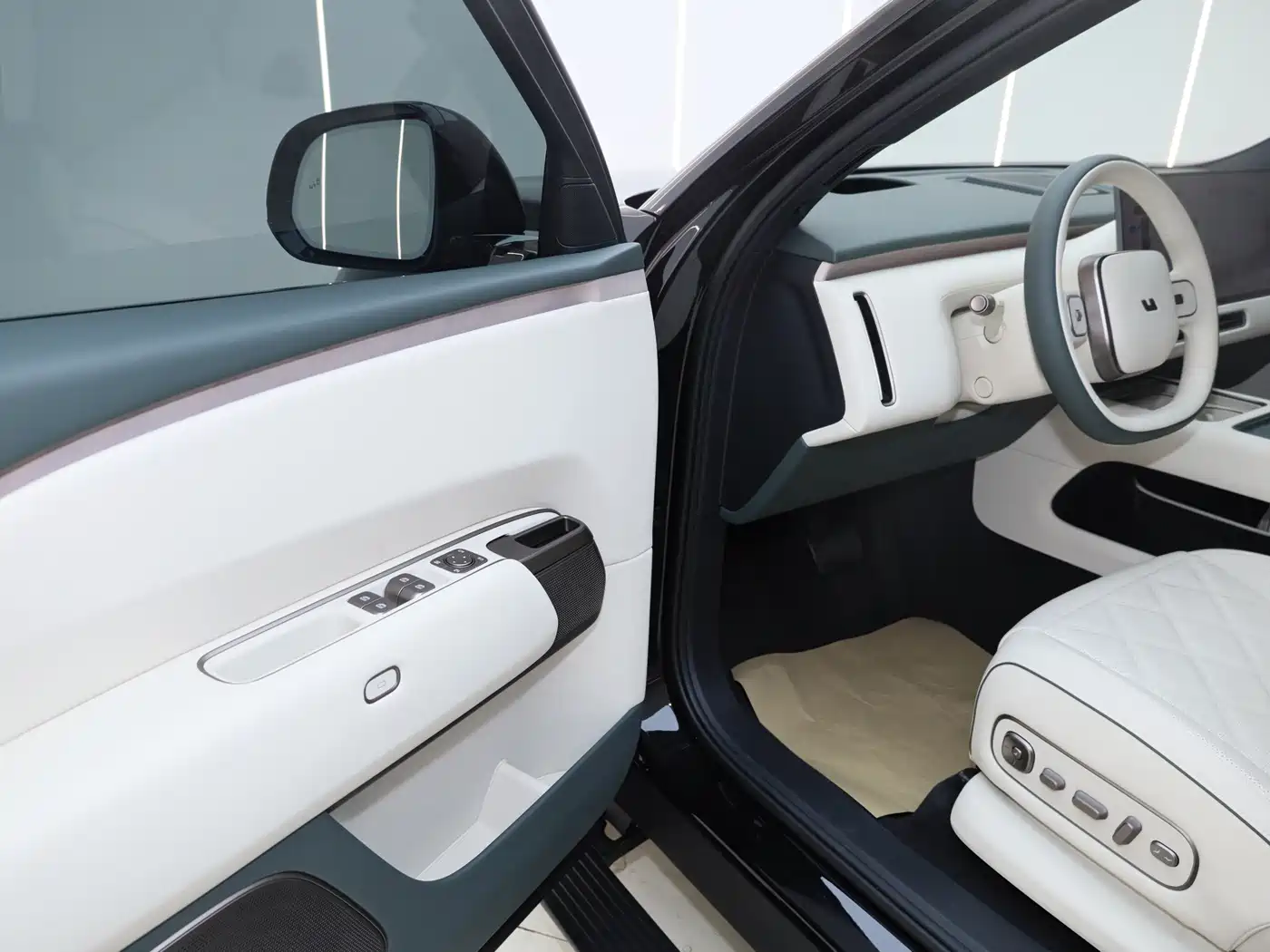 Li Auto Li Xiang L9 2026 2026 Base Model