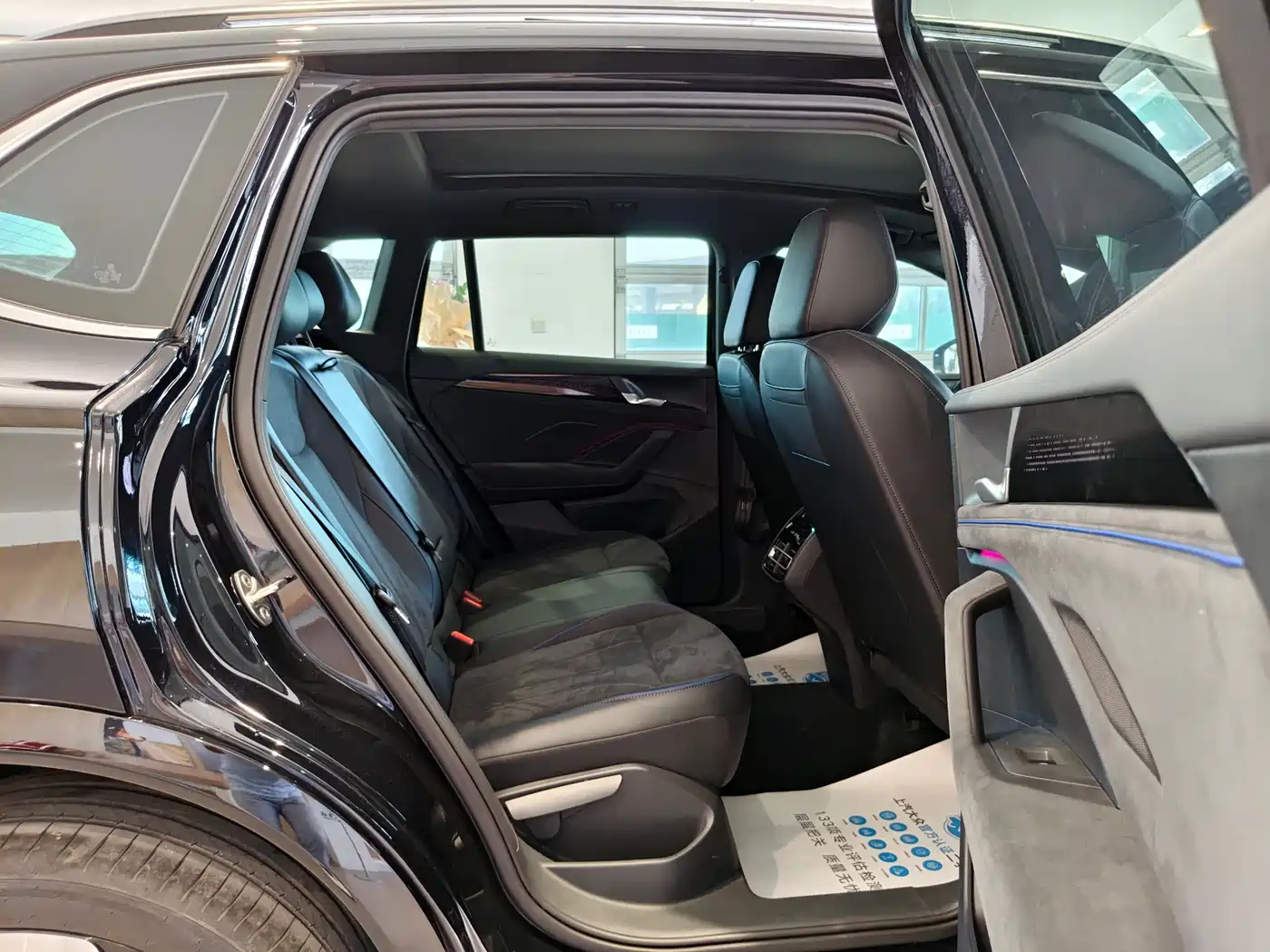 Volkswagen Tiguan L 2024 PRO 380TSI 4WD R-Line Premium Edition фото 10