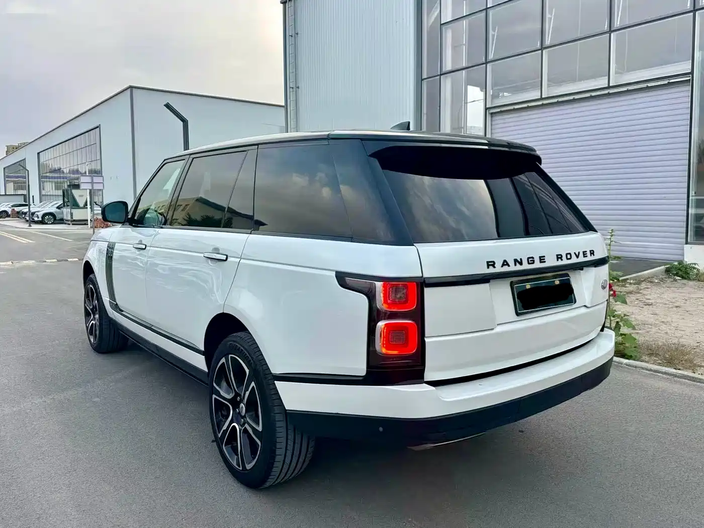 Land Rover Range Rover 2017 3.0 SC V6 Vogue LWB (Long Wheelbase) фото 6