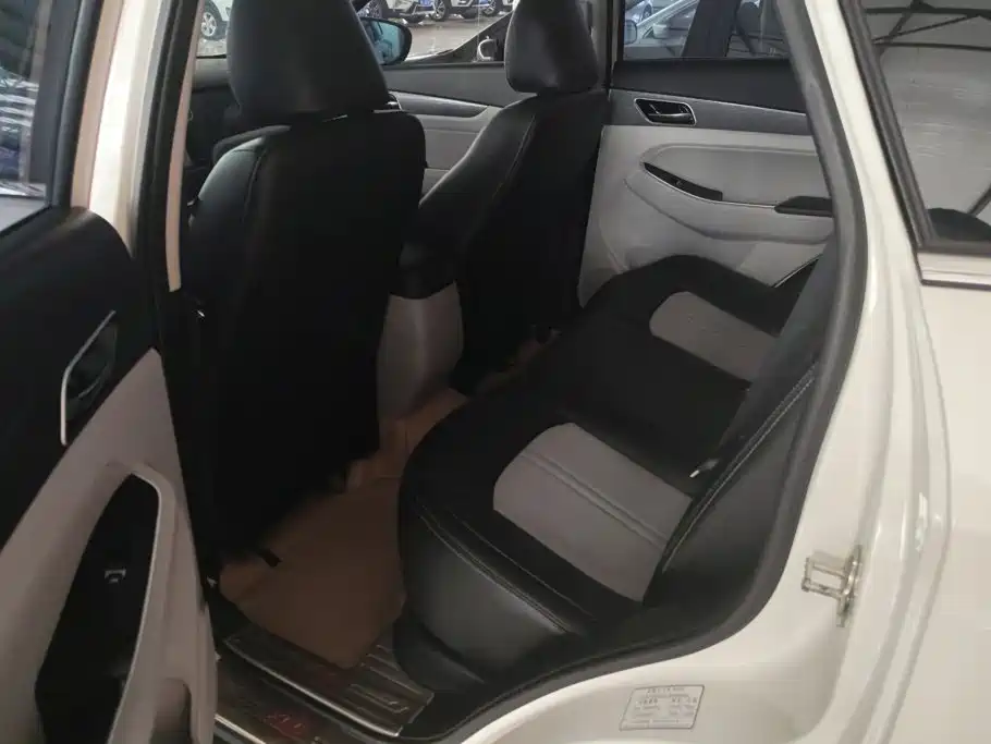 BAIC Senova X55 2016 2016 1.5T CVT Luxury Edition