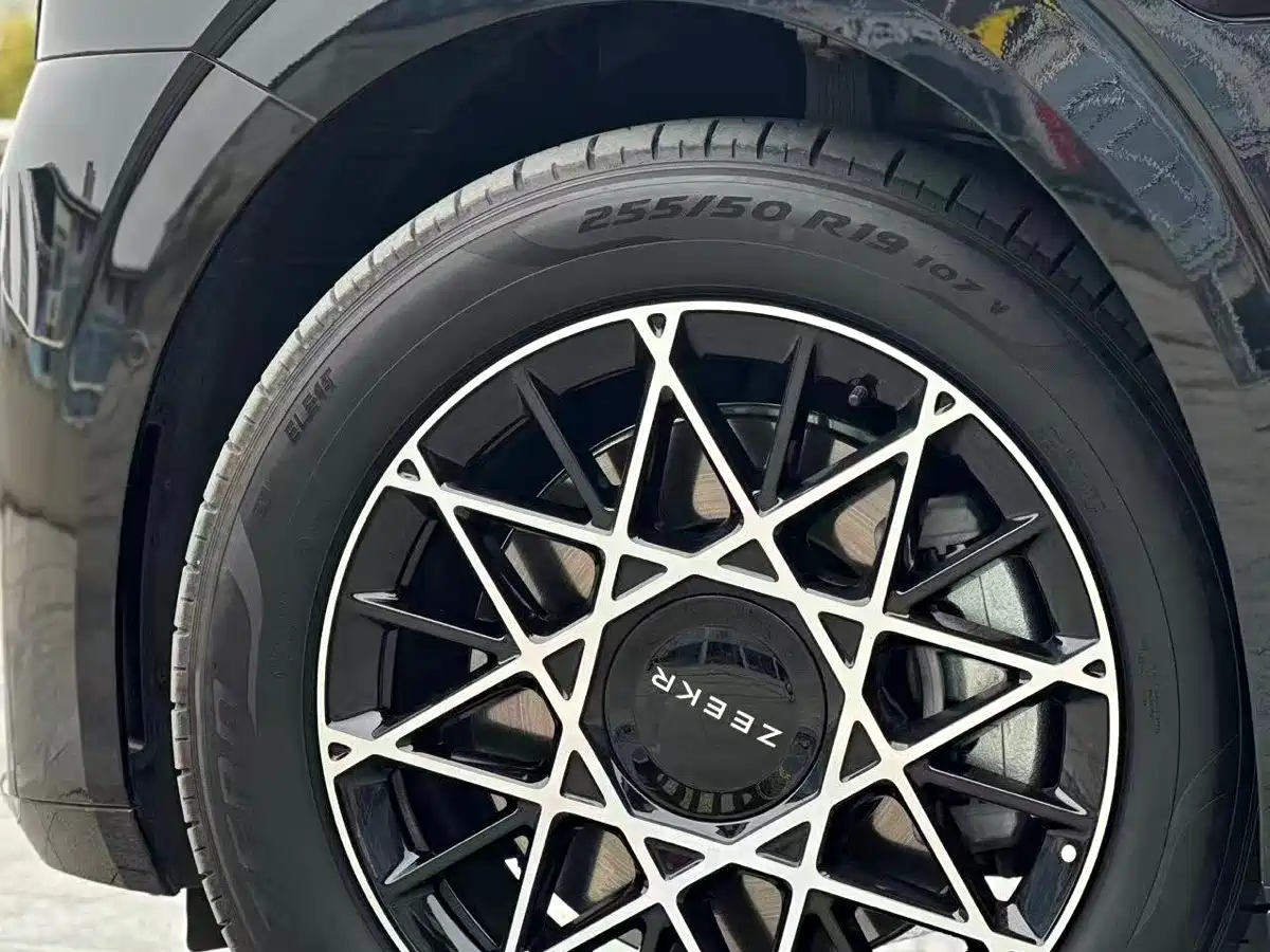 ZEEKR EXTREME KRYPTON 009