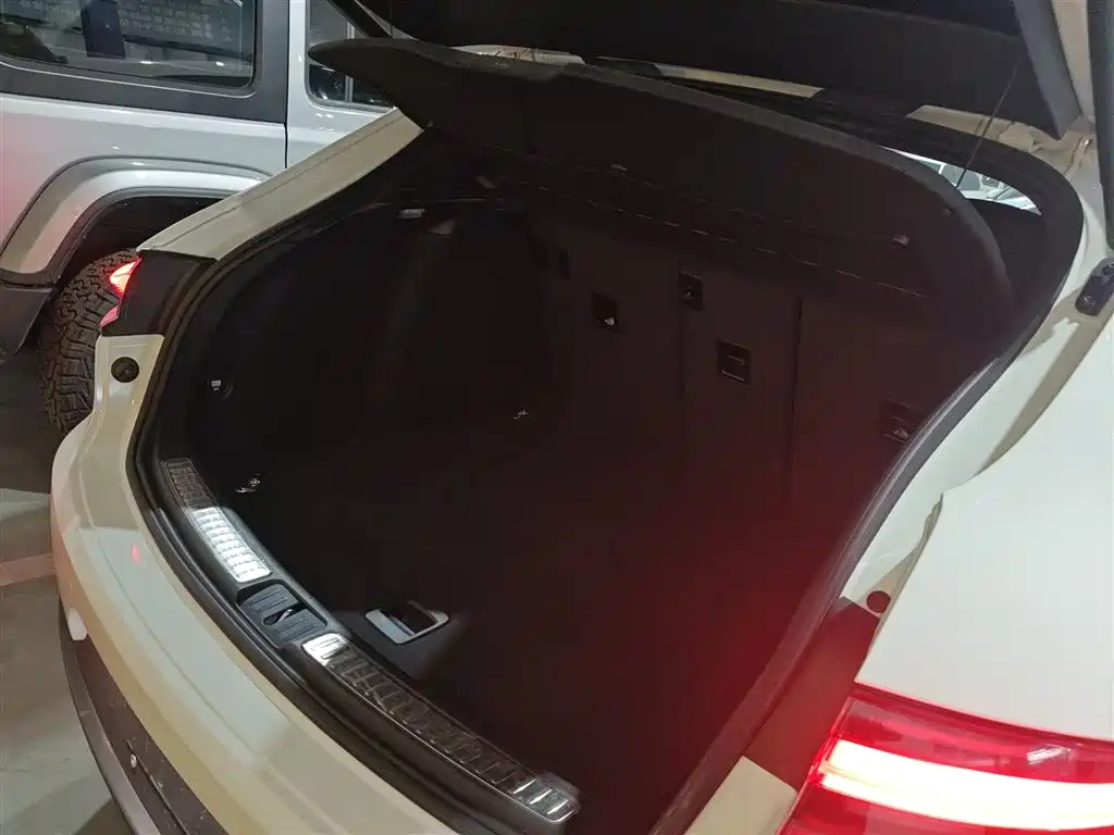 Porsche Macan 2018 Macan 2.0T фото 15