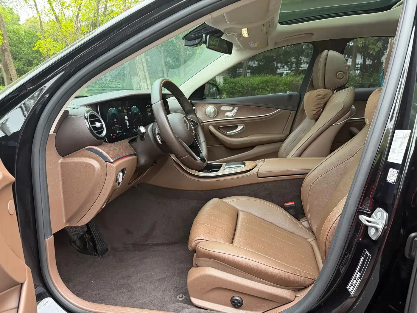 Mercedes-Benz E-Class 2022 Second Facelift E 300 L Fashion фото 9