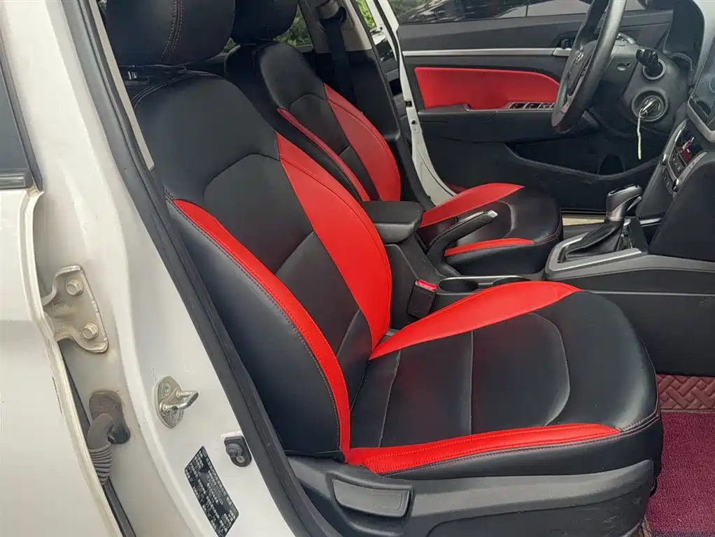 Hyundai Elantra 2016 Model 1.6L Automatic Smart Elite фото 4